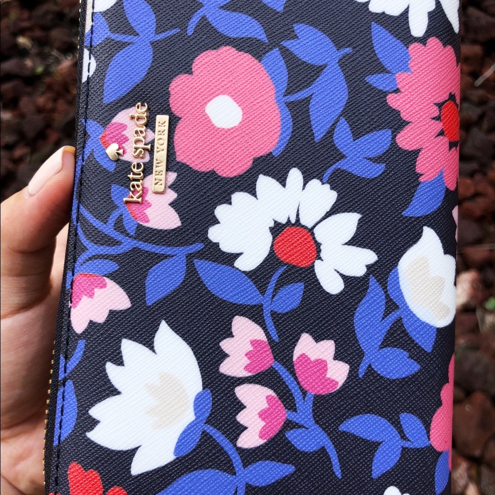 Kate spade Cameron street daisy Lacey zip wallet - Picture 2 of 8